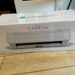 Silhouette Cameo 4 in White - Never Used!